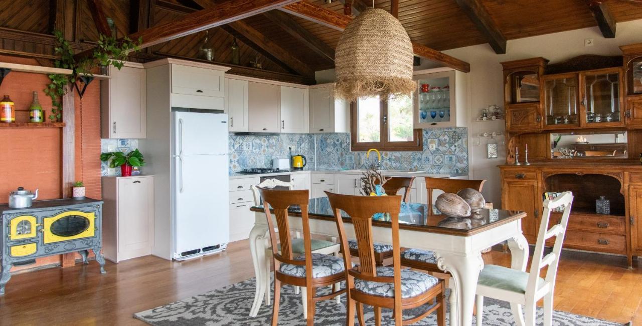 Villa Calypso With Jacuzzi Pool & Sea View Nerotrivia