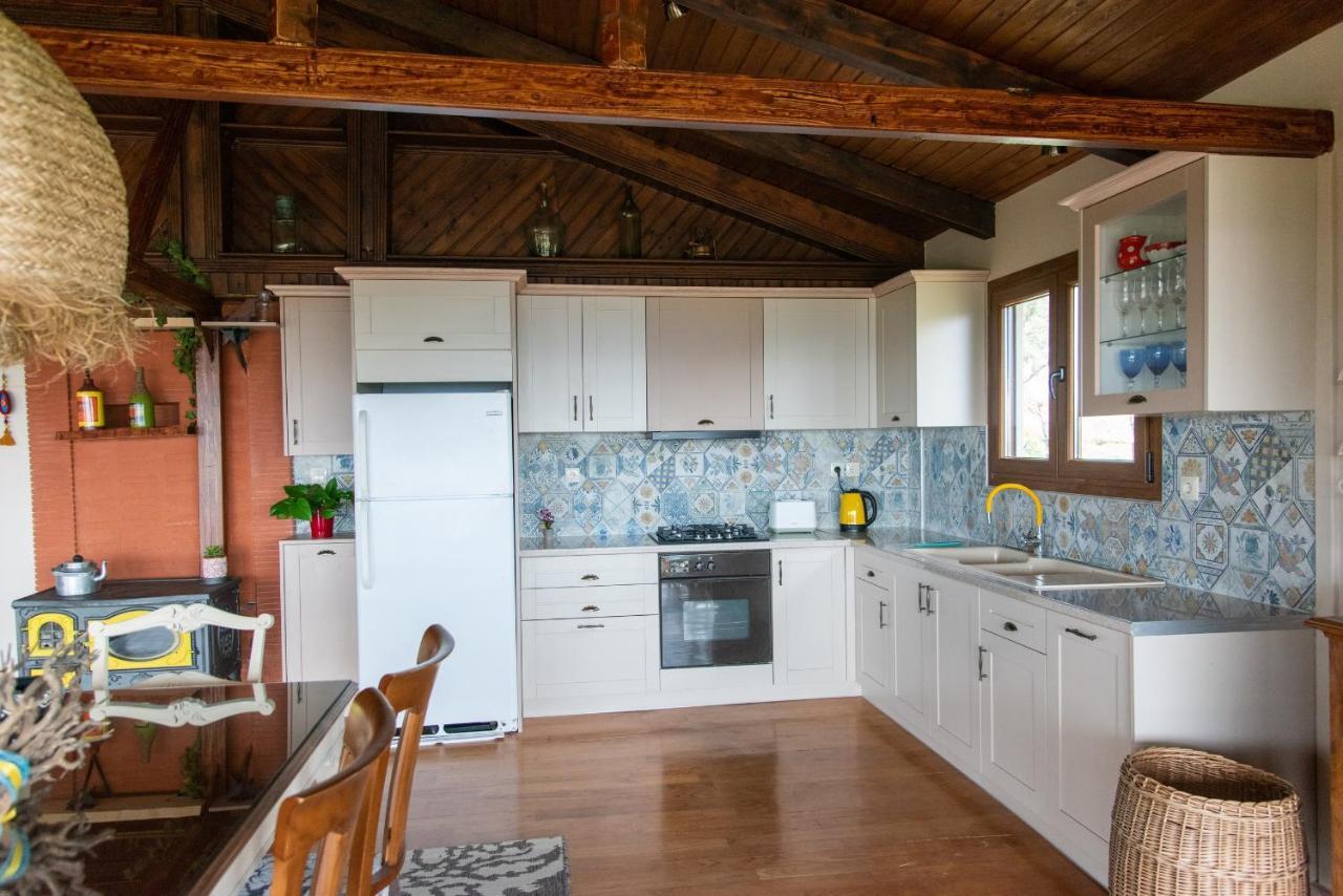 Villa Calypso With Jacuzzi Pool & Sea View Nerotrivia