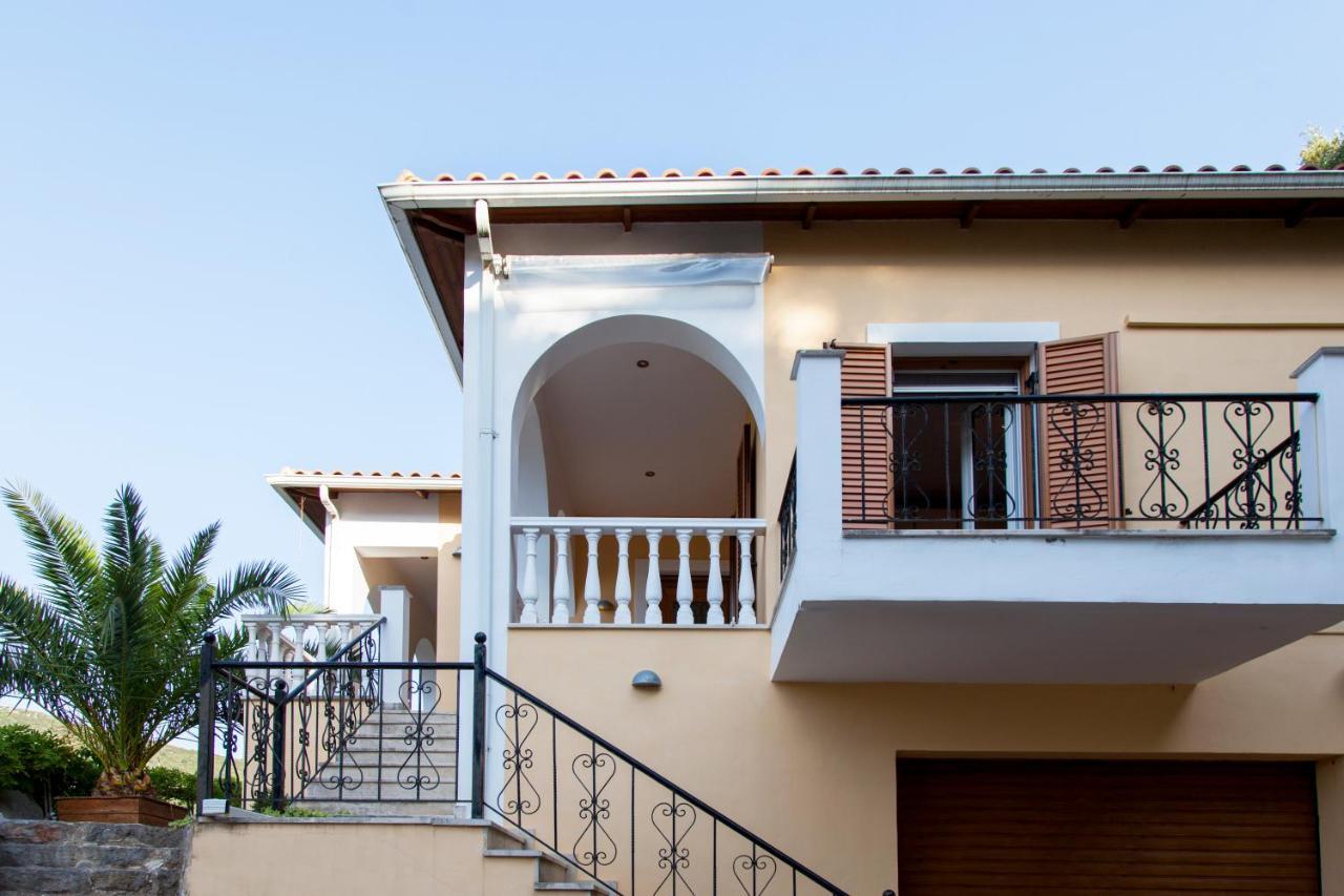 Victoria - 3 Bedroom With A Private Pool Villa *