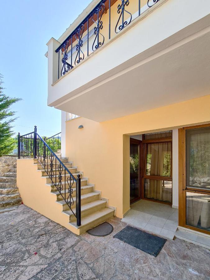 Victoria - 3 Bedroom With A Private Pool Villa