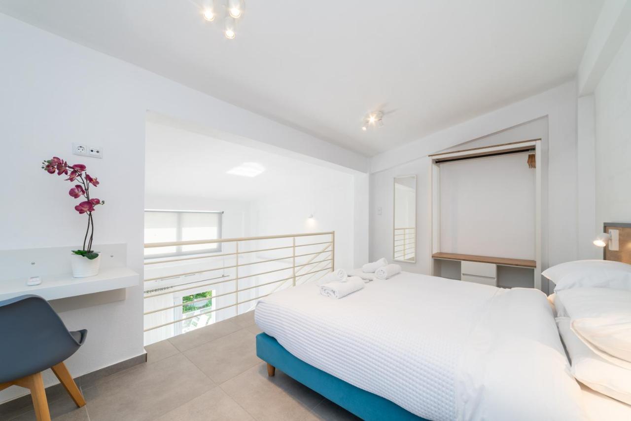 Apartment Kleoniki & Irida Residential Complexes
