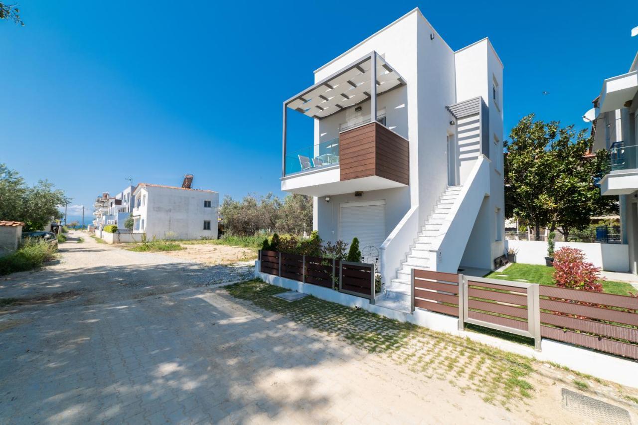 Kleoniki & Irida Residential Complexes * Ofrinion