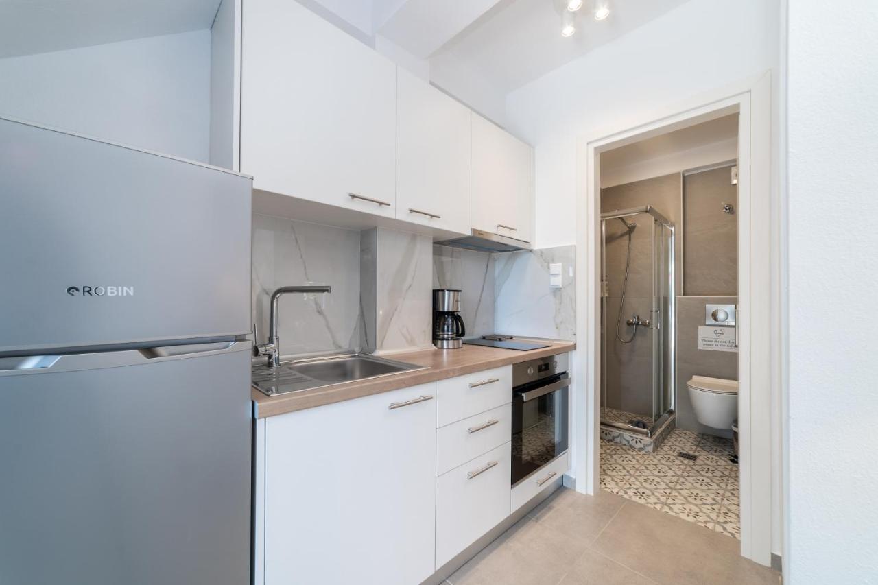 Kleoniki & Irida Residential Complexes Apartment Ofrinion