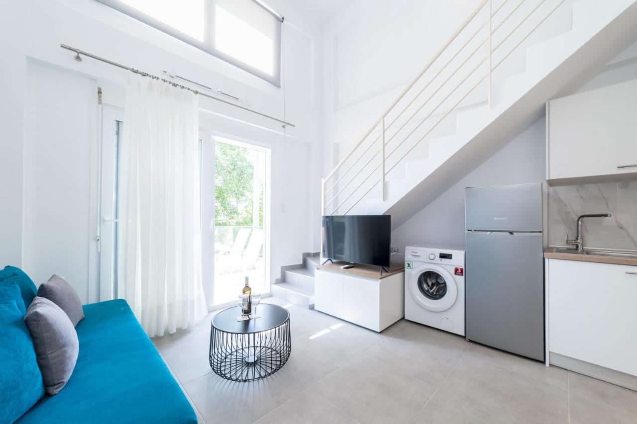 Apartment Kleoniki & Irida Residential Complexes