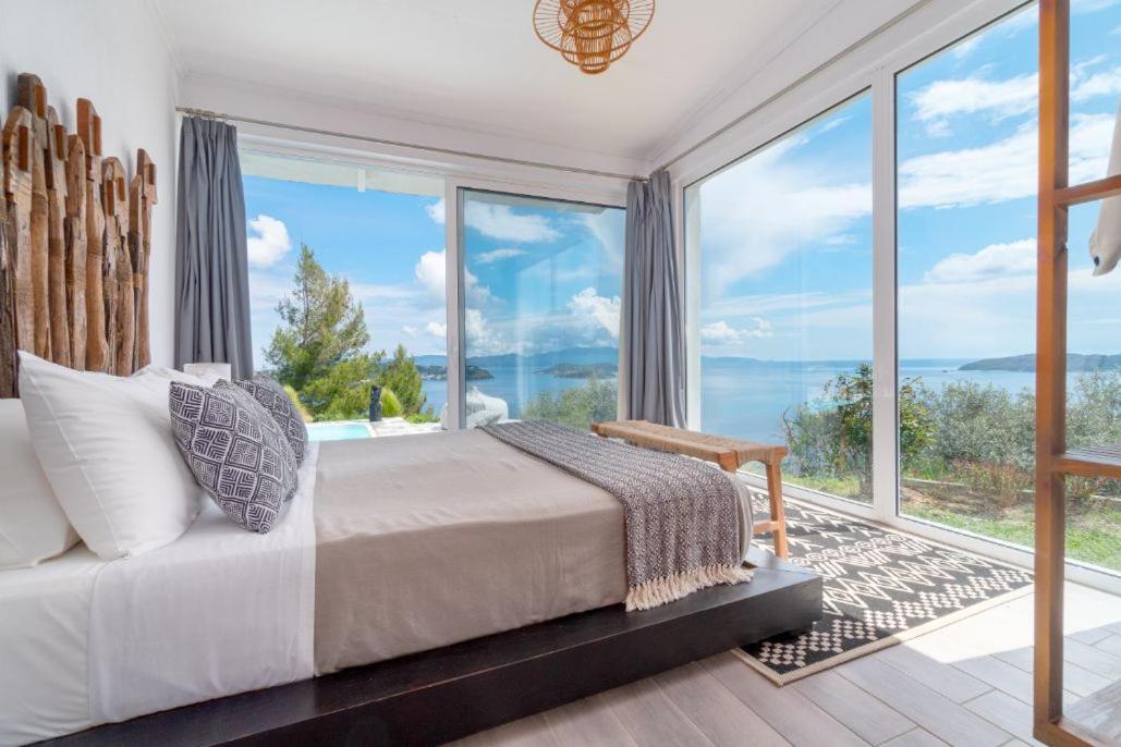 Indigo Boutique * Katsaros (Skiathos)
