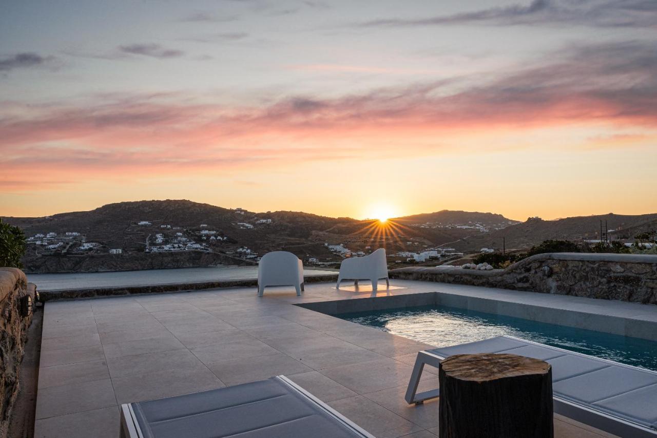 Hola Mykonos Villa *