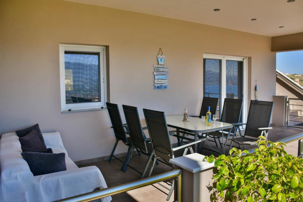 Bay View Apartment