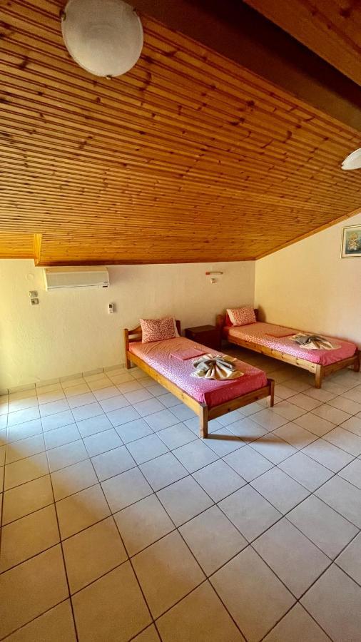 Karagiannis Hotel 2*