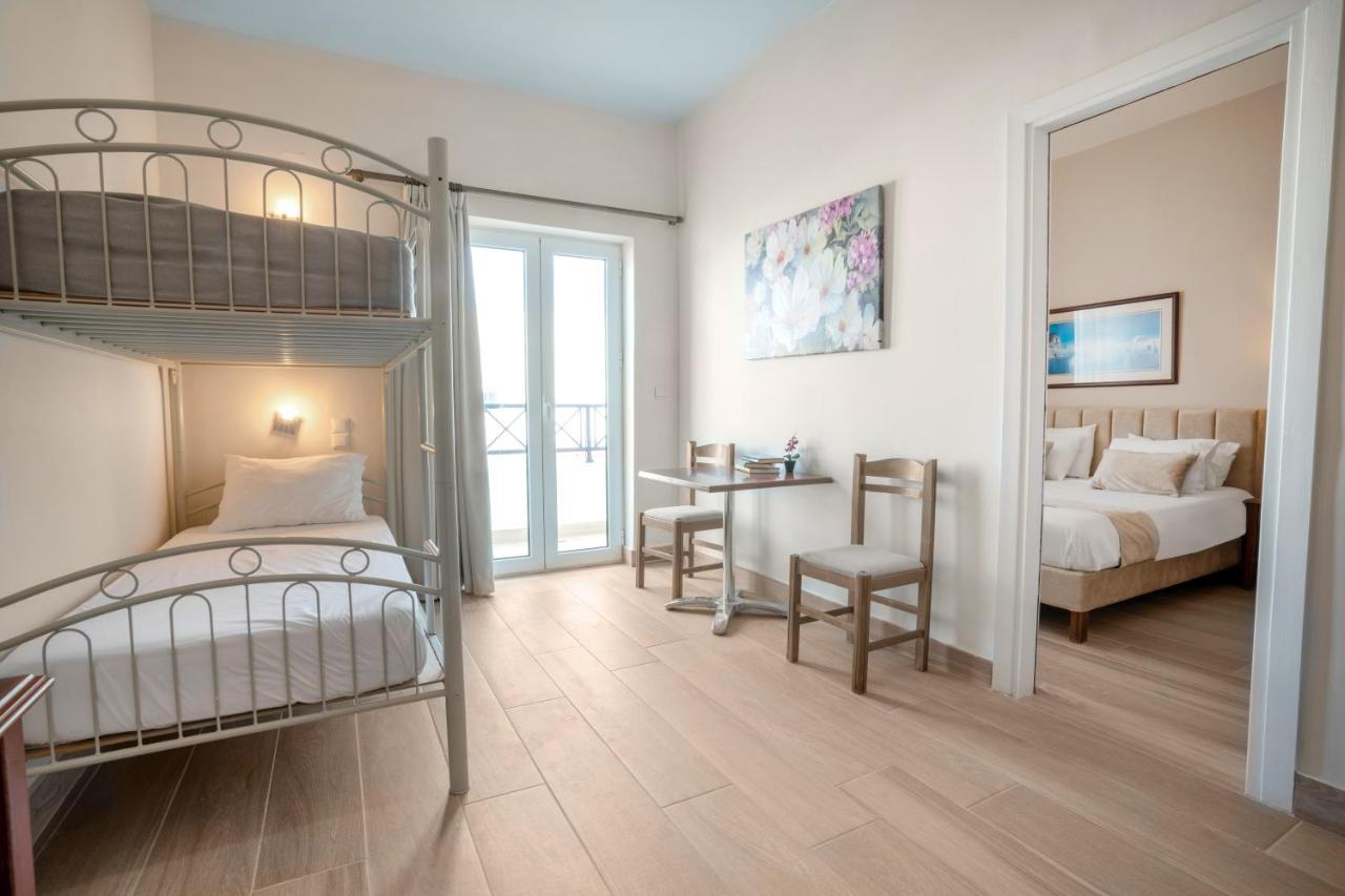 Aparthotel Philoxenia &