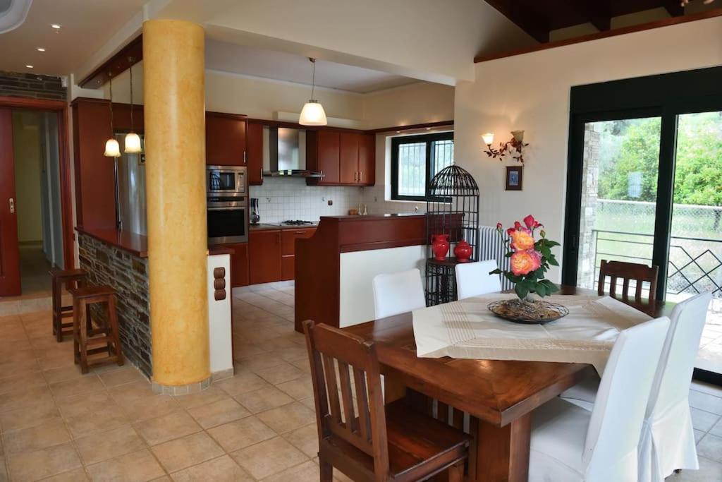 Holiday home Sens De Dieu - Private Luxury Diakopto