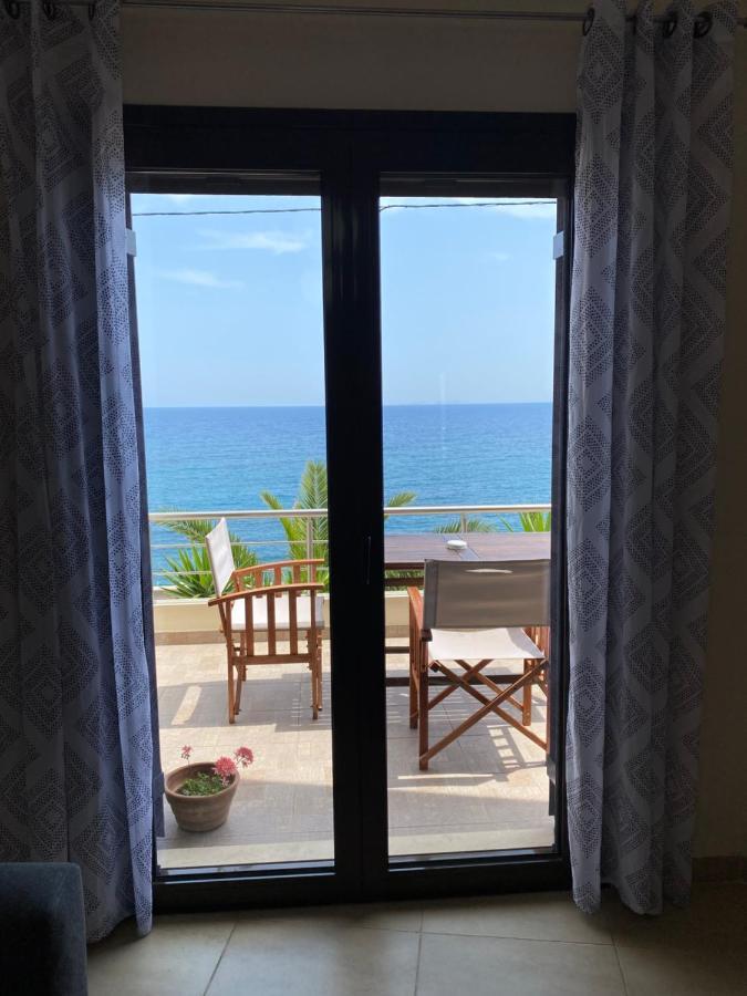 Anemos-halcyon-eirene Villa