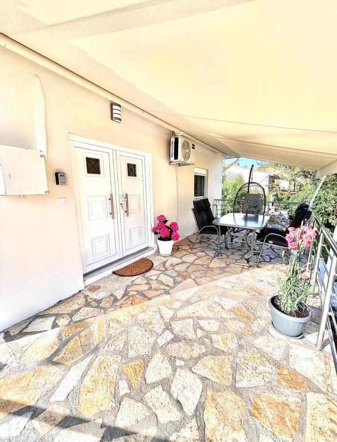 Villa Woodhome Kalamitsi (Lefkada)