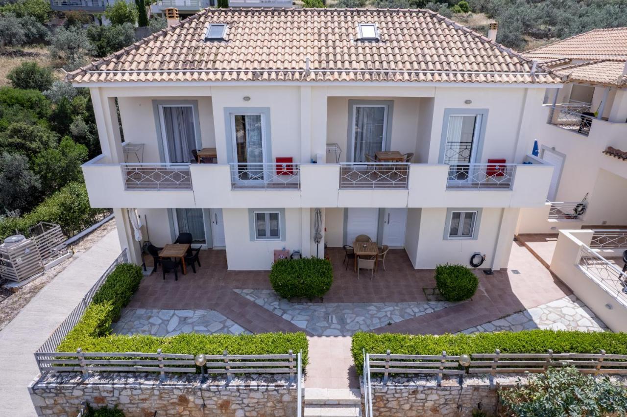 Modi Apartment Xiropigado