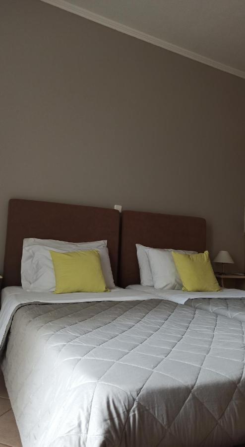 Aparthotel To Kastro