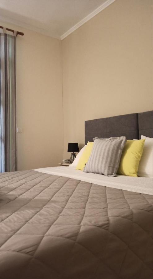 To Kastro Aparthotel