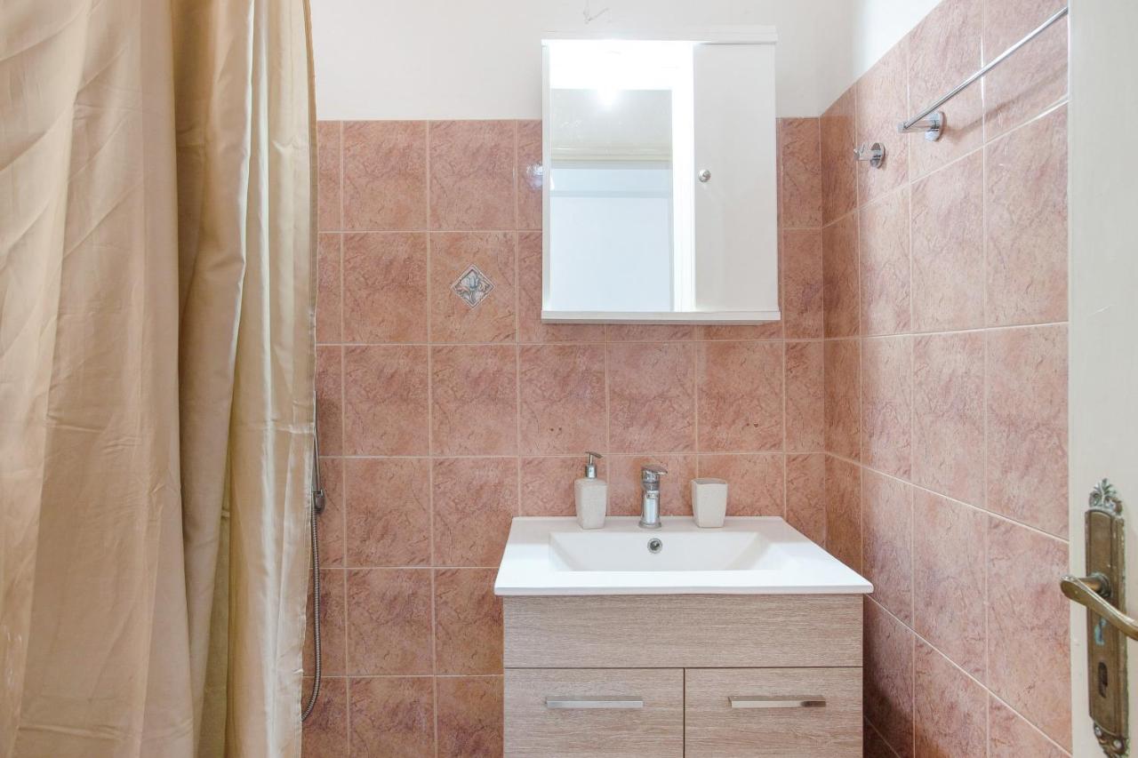 Yiannis 6 Apartment *