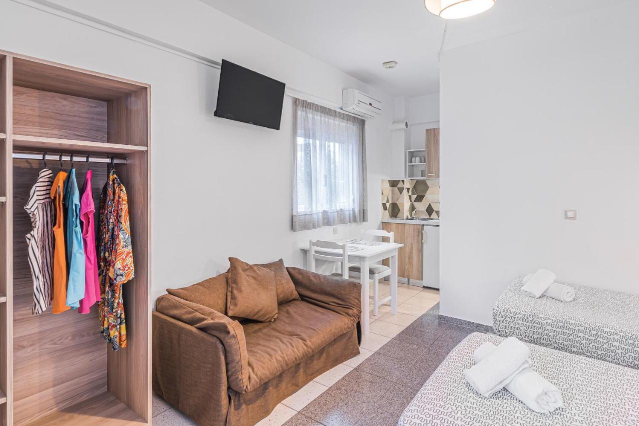 Happy Days Aparthotel Malia (Crete)