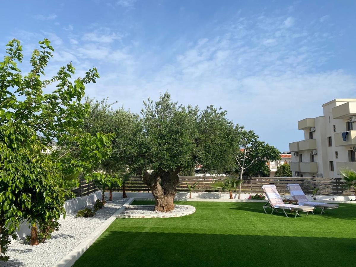 Newcastle Apartment Malia (Crete)