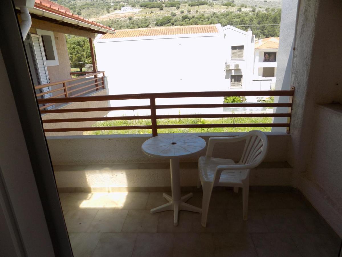Afrodite Spacious Apartments! Aparthotel Agia Efimia