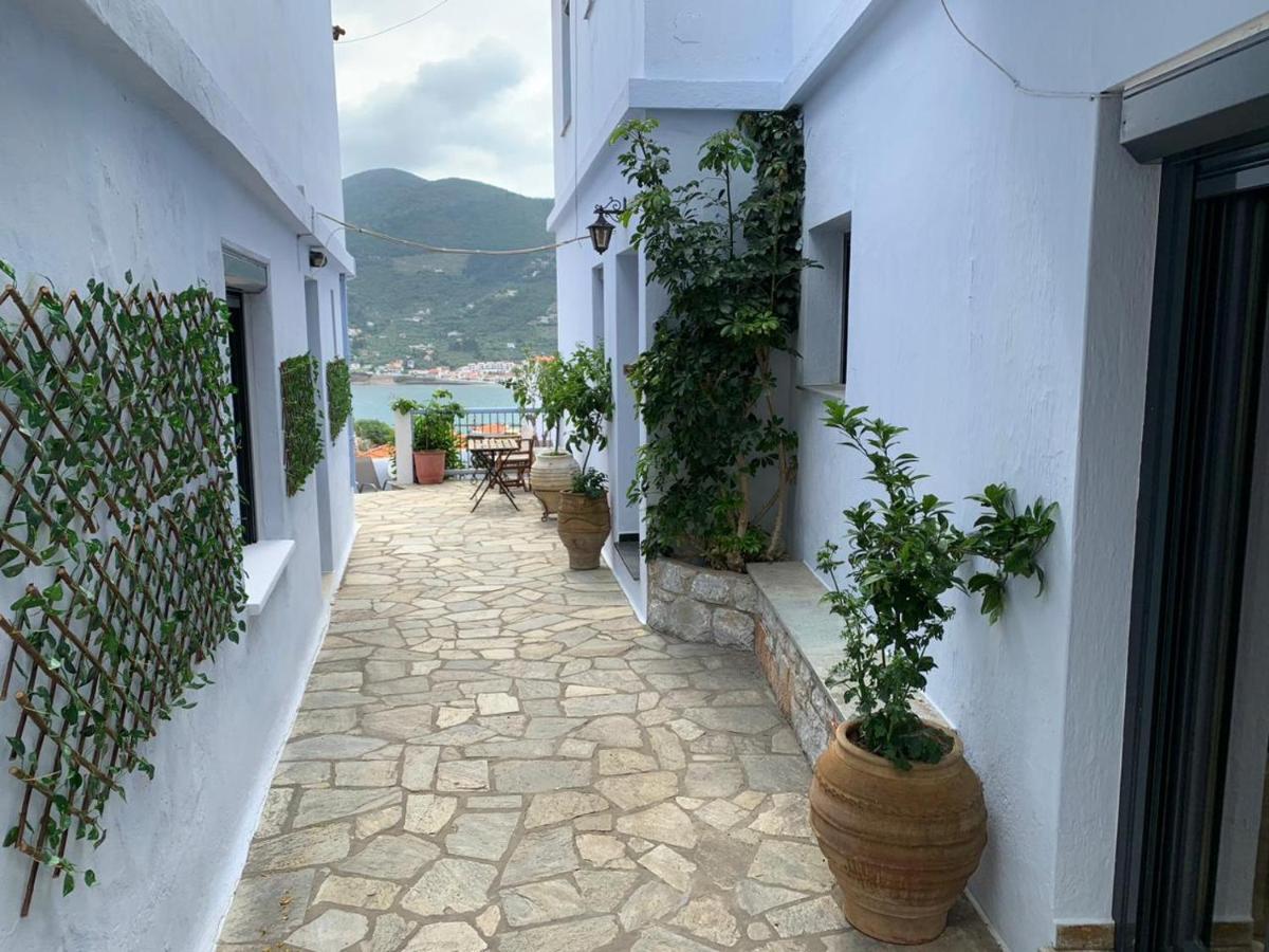 Kastro Studios * Skopelos Town