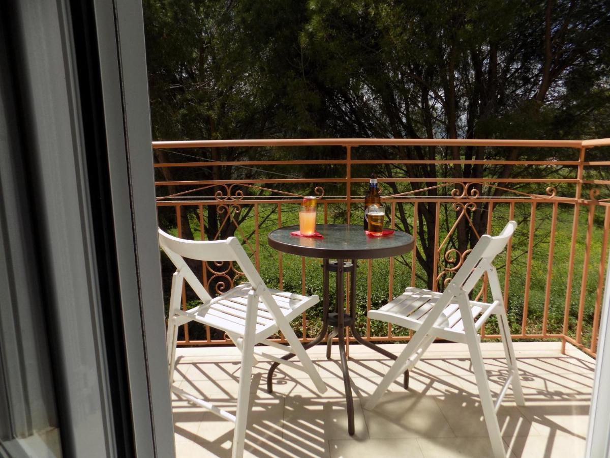 Afrodite Spacious Apartments! Aparthotel 2*