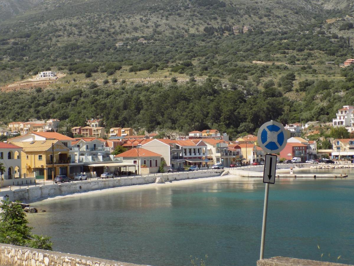 Afrodite Spacious Apartments! 2* Agia Efimia
