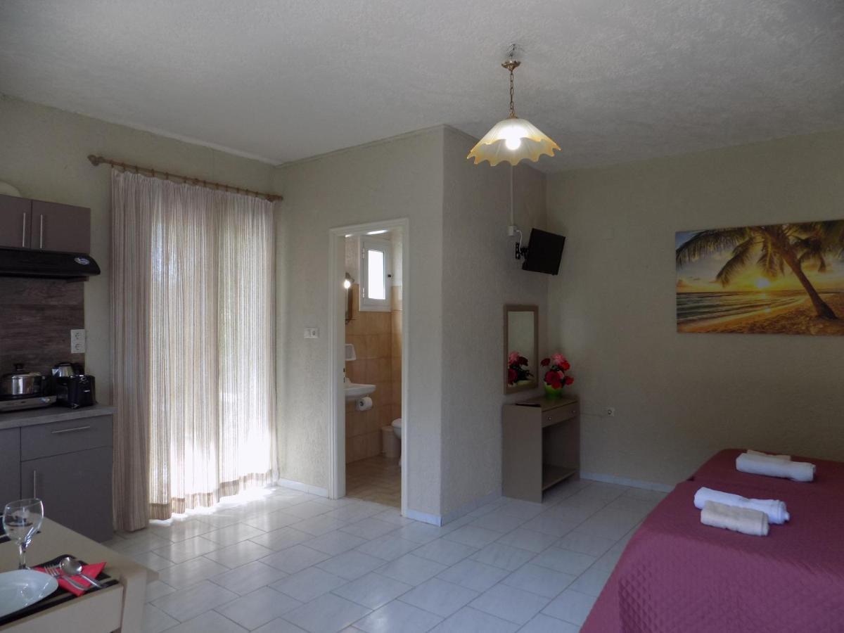 Afrodite Spacious Apartments! 2* Agia Efimia