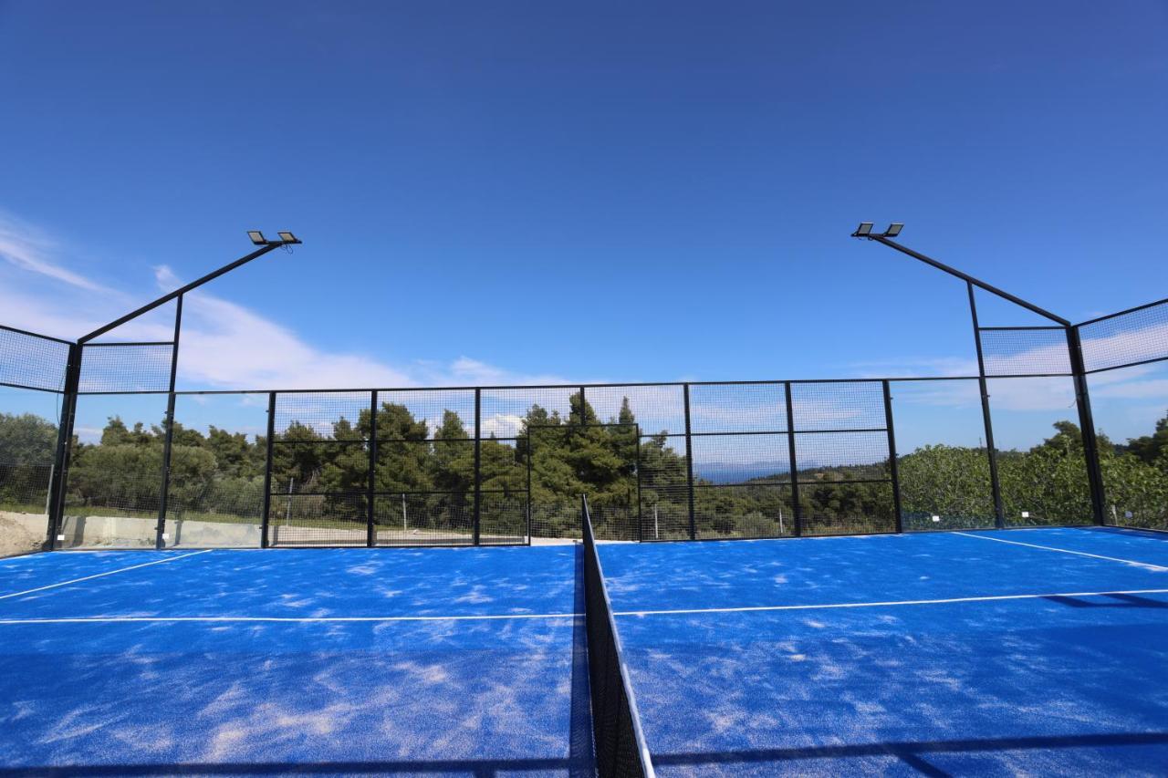 Blue Avenue Paliouri