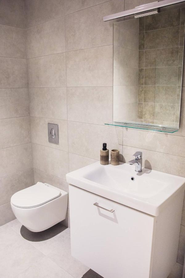 Villa Starlight Guro - 4bd, 4ba, 4min To