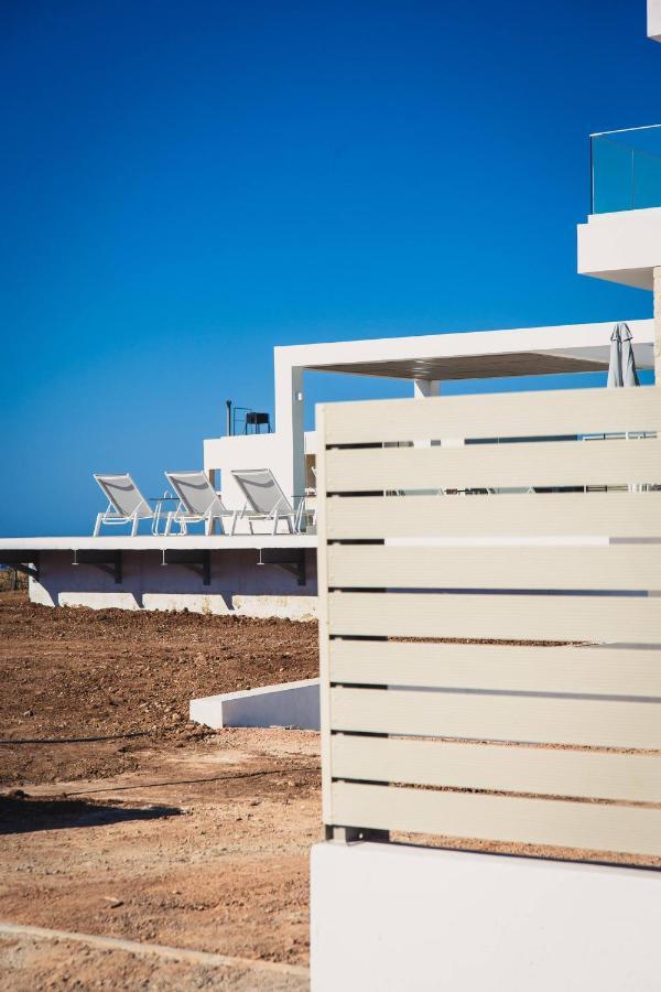 Starlight Guro - 4bd, 4ba, 4min To Adhele