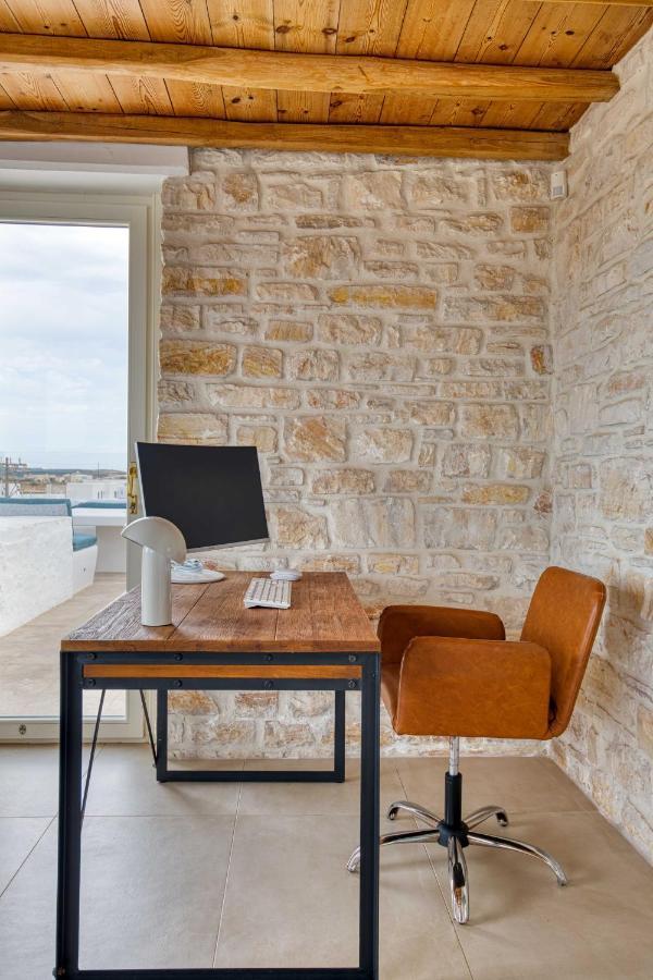 Grand Reve Paros Naousa (Paros)