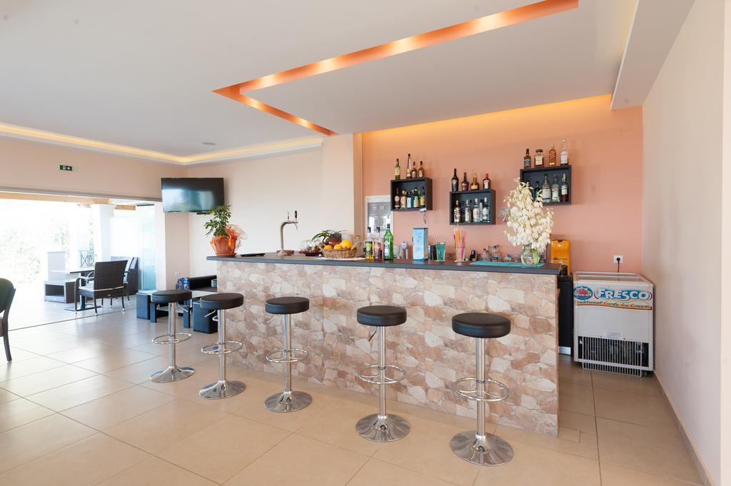 Crystal Blue Hotel, Aparthotel 3*