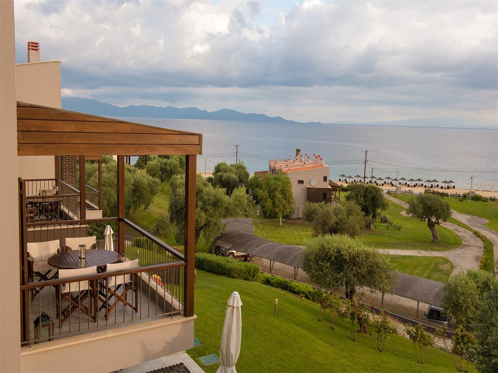 Athos - Luxury Seaside Komitsa