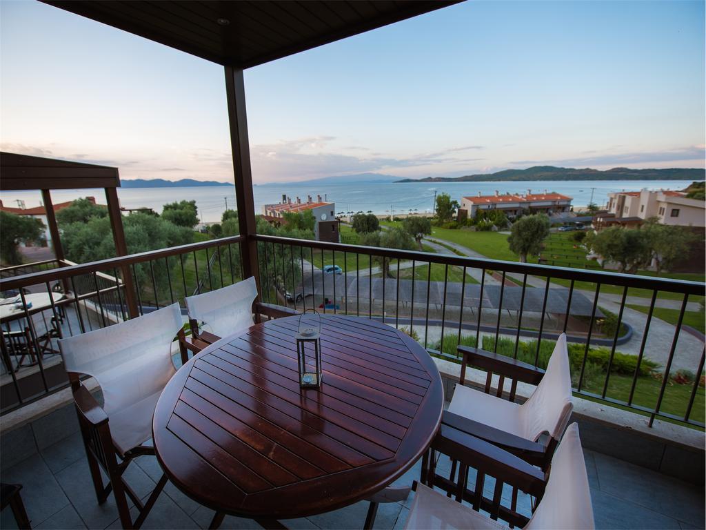 Athos - Luxury Seaside Komitsa