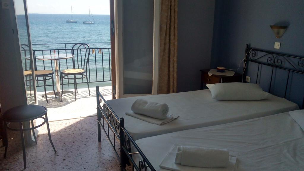 Oasis Theodoros & Litsa Galaris Hotel