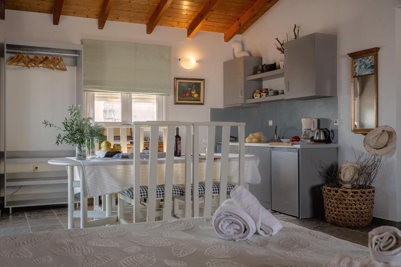 Apartment Apostolos Loft - Cozy Loft In The Center Of *