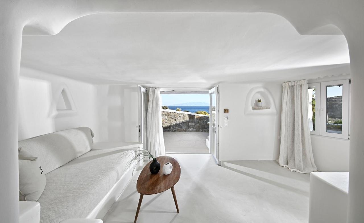 Vlia Mykonos * Kalafatis