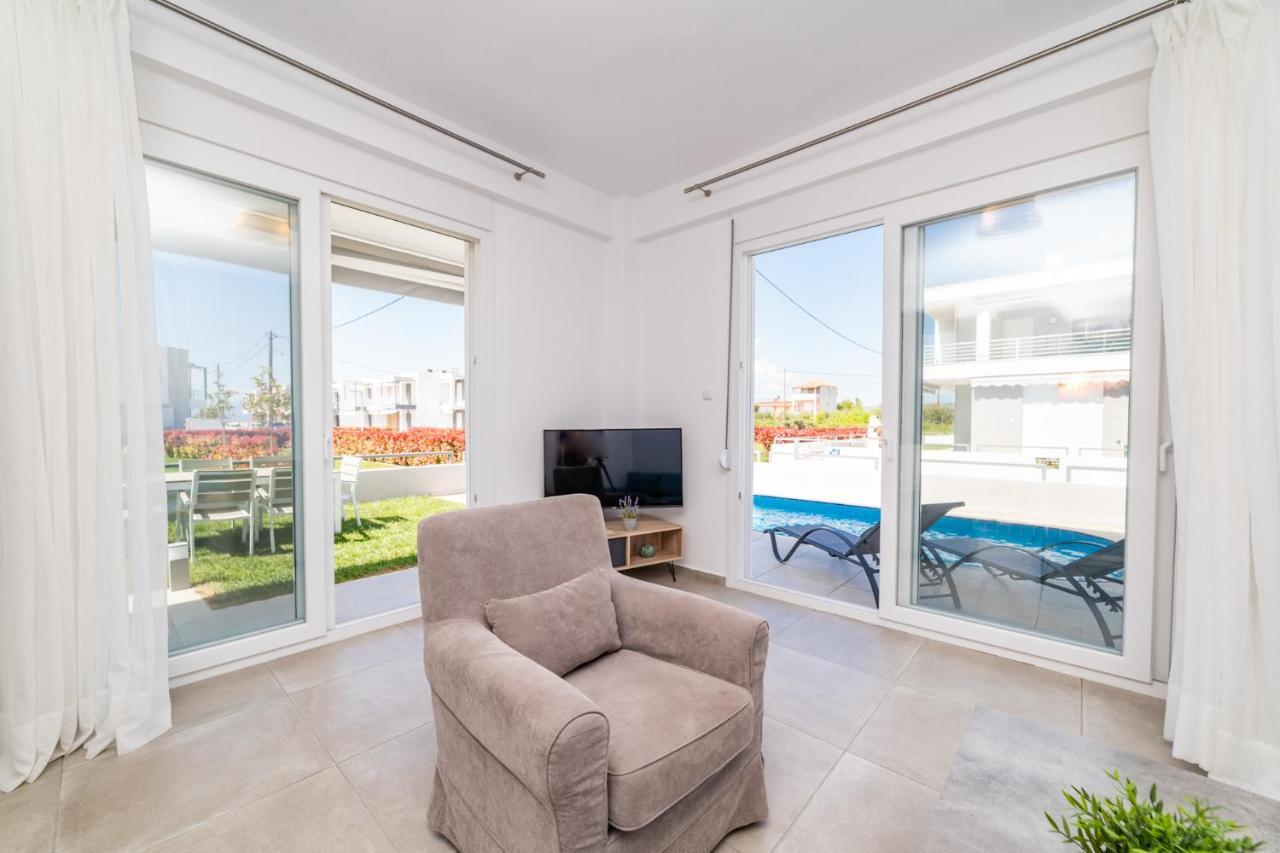 Thalassa & Thalassa Prive Residential Complex Ofrinion