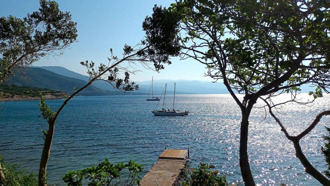 Studios Limnionas Marathokampos