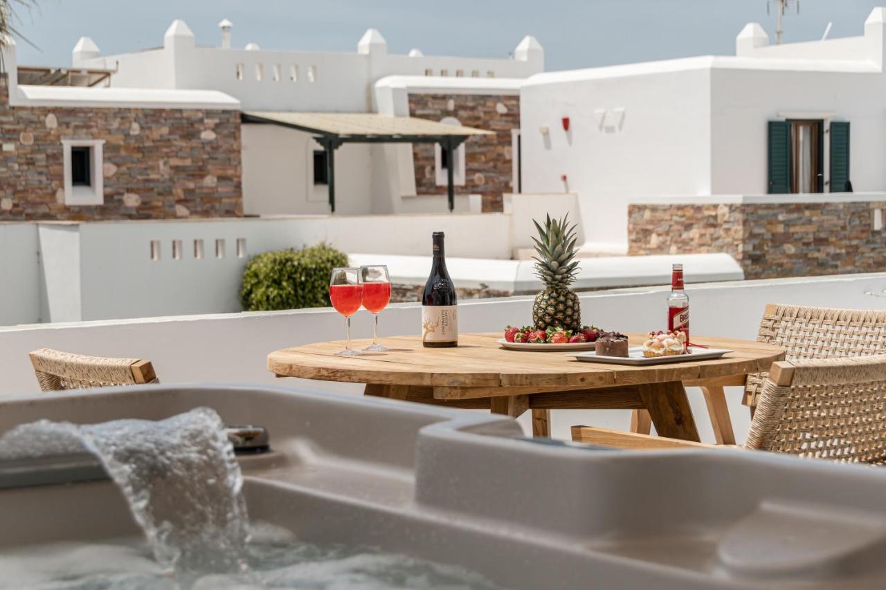 Spiros Aparthotel 2*