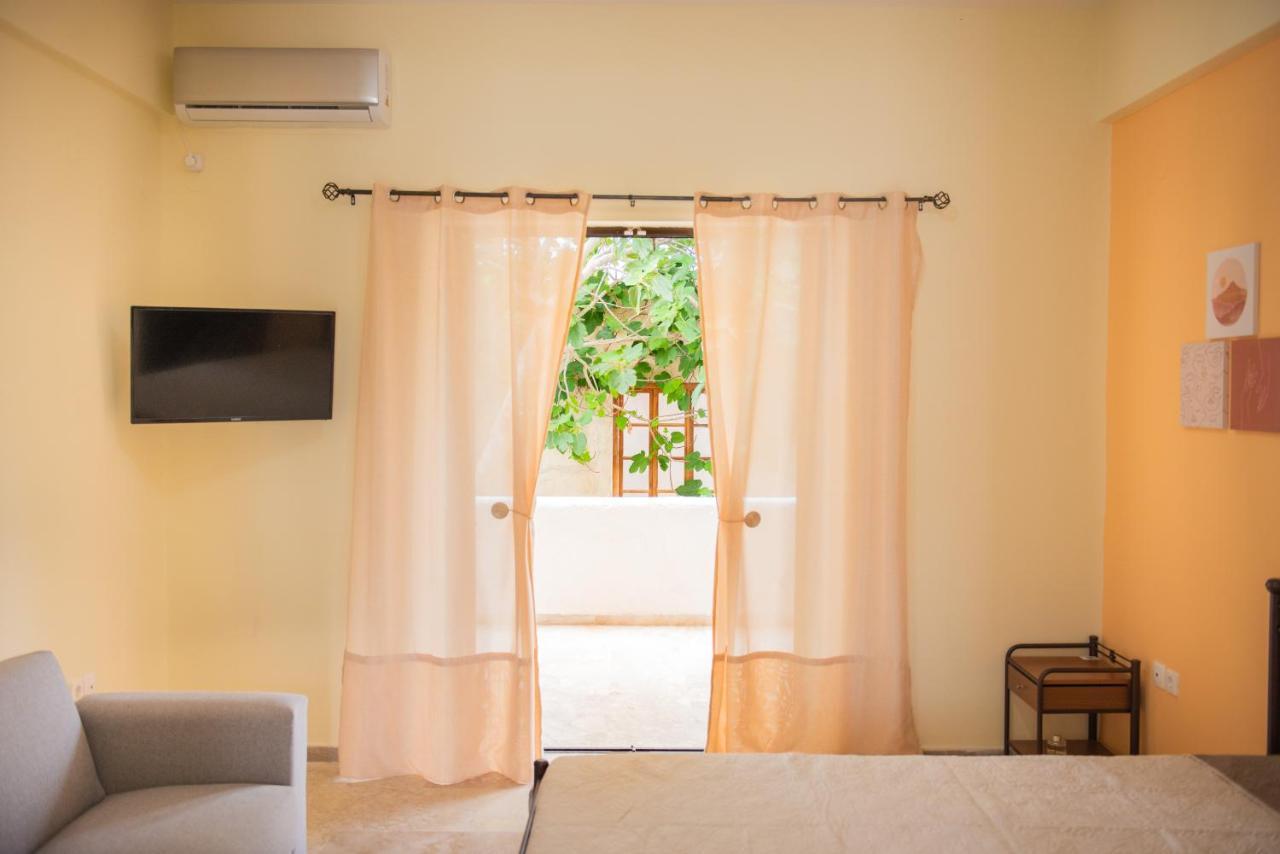 Aristotelis Vathi (Aegina)