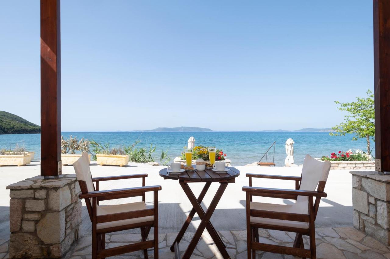 Asterias * Finikounta
