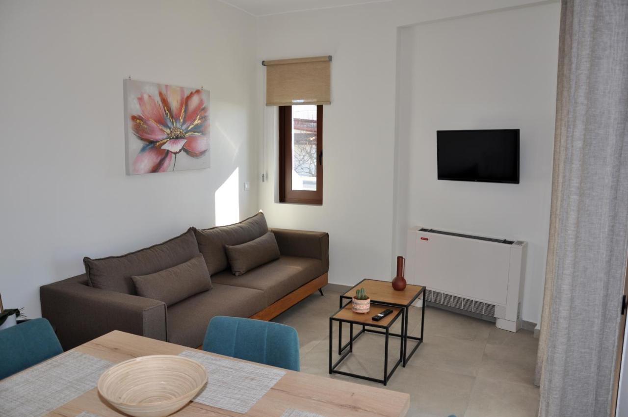 Alkioni's Nest Apartment