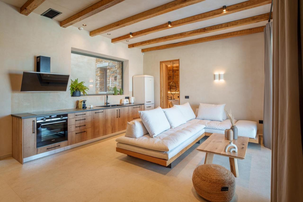 Mirabilis Villa