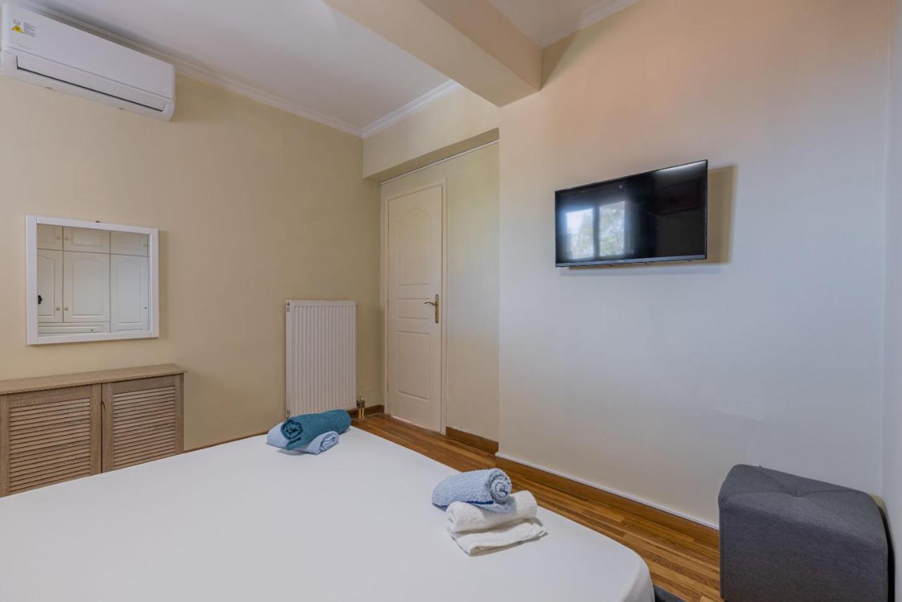 Scarlett Apartment