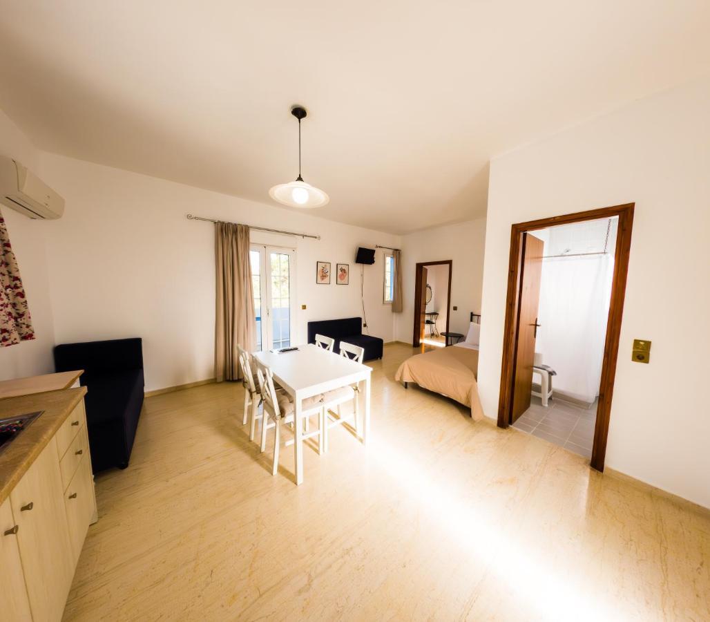 Aparthotel Anna Ageliki 2*