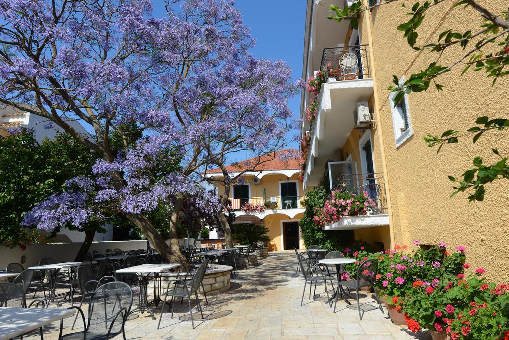 Hotel Marie Acharavi (Corfu)
