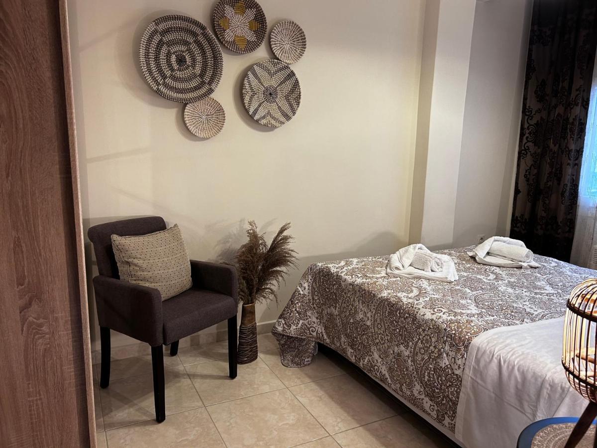 On Main Pedestrian Street With View Apartment *