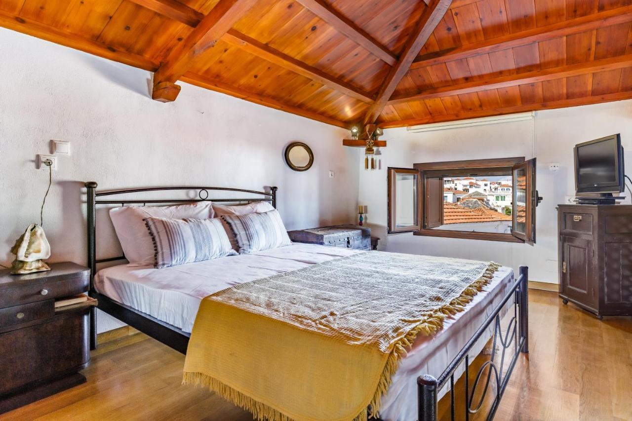 The Lofthouse At Apartment Skopelos Town