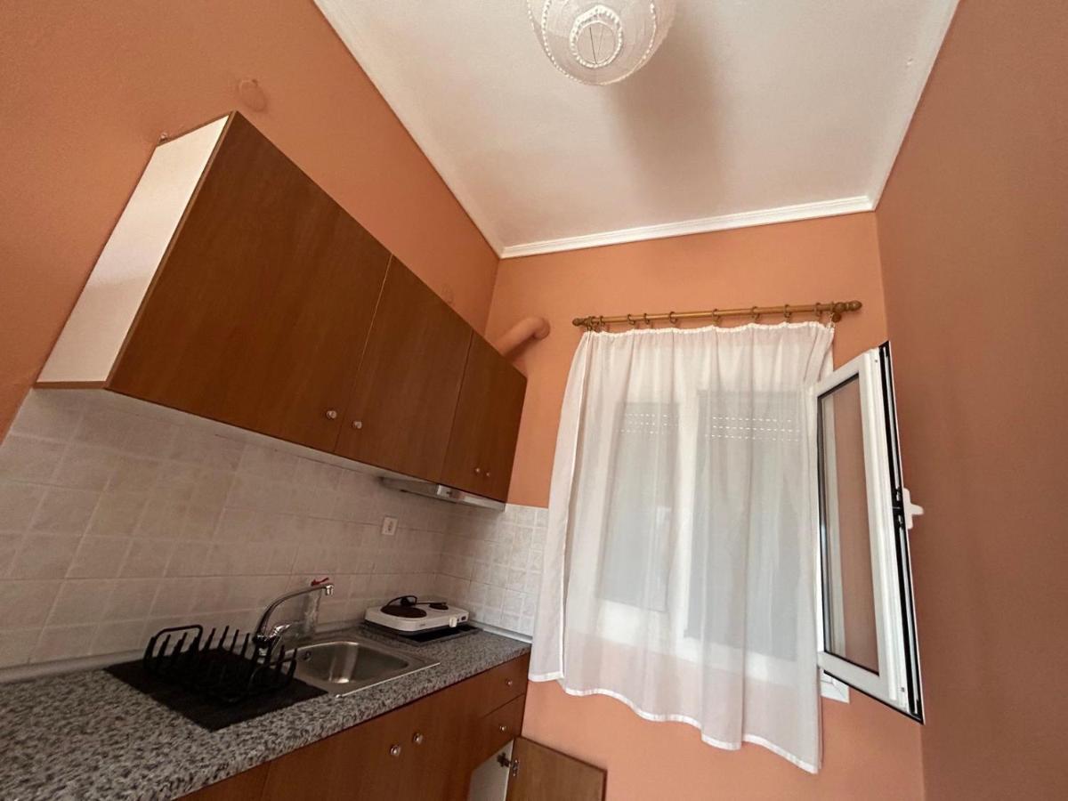 Basilio's Aparthotel